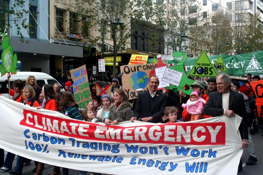 Climate+change+protestors+march+through+Melbourne+in+2009.