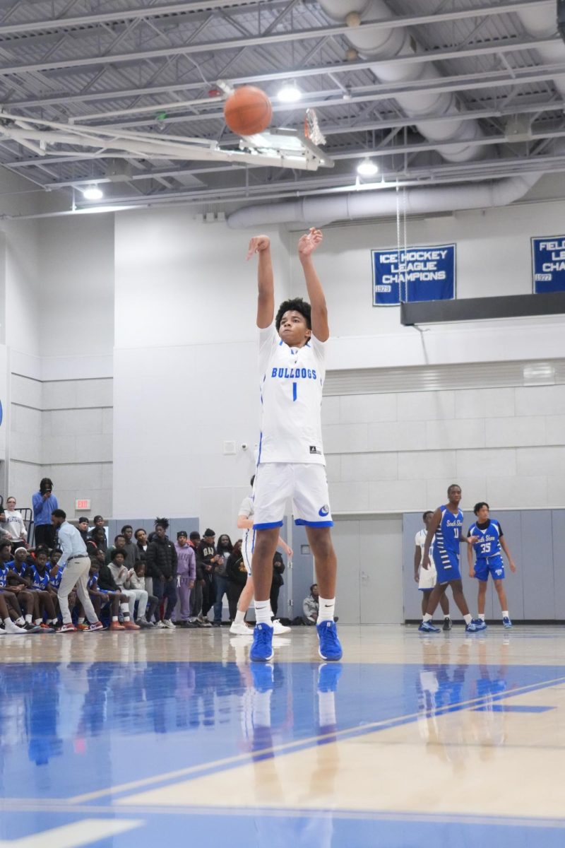 Allen Brown (SG) shoots free throw. 